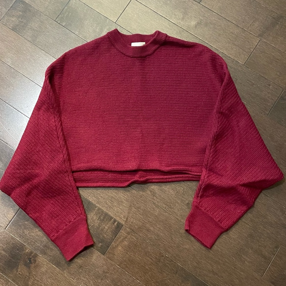 Cropped Crewneck Sweater in Deep Wine